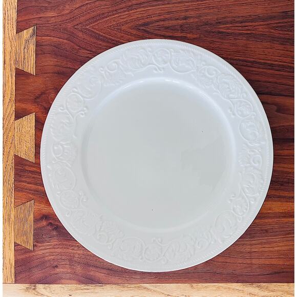 Dinner Plate Calais by Retroneu Farberware Gold Trim Replacement - Picture 1 of 6